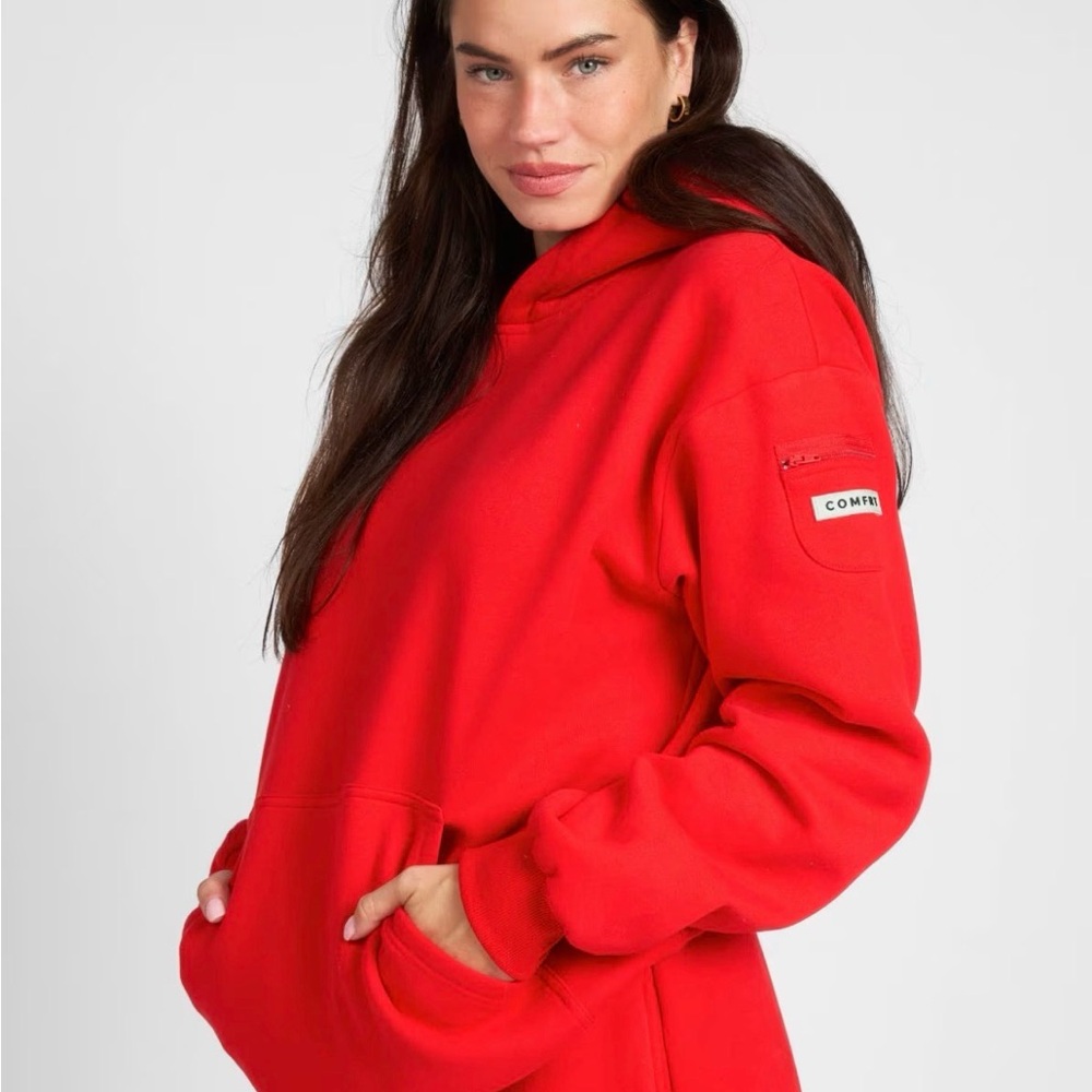 Women's Comfrt Travel Sweats | Red Hoodie and Sweatpants Set - Picture 2 of 7